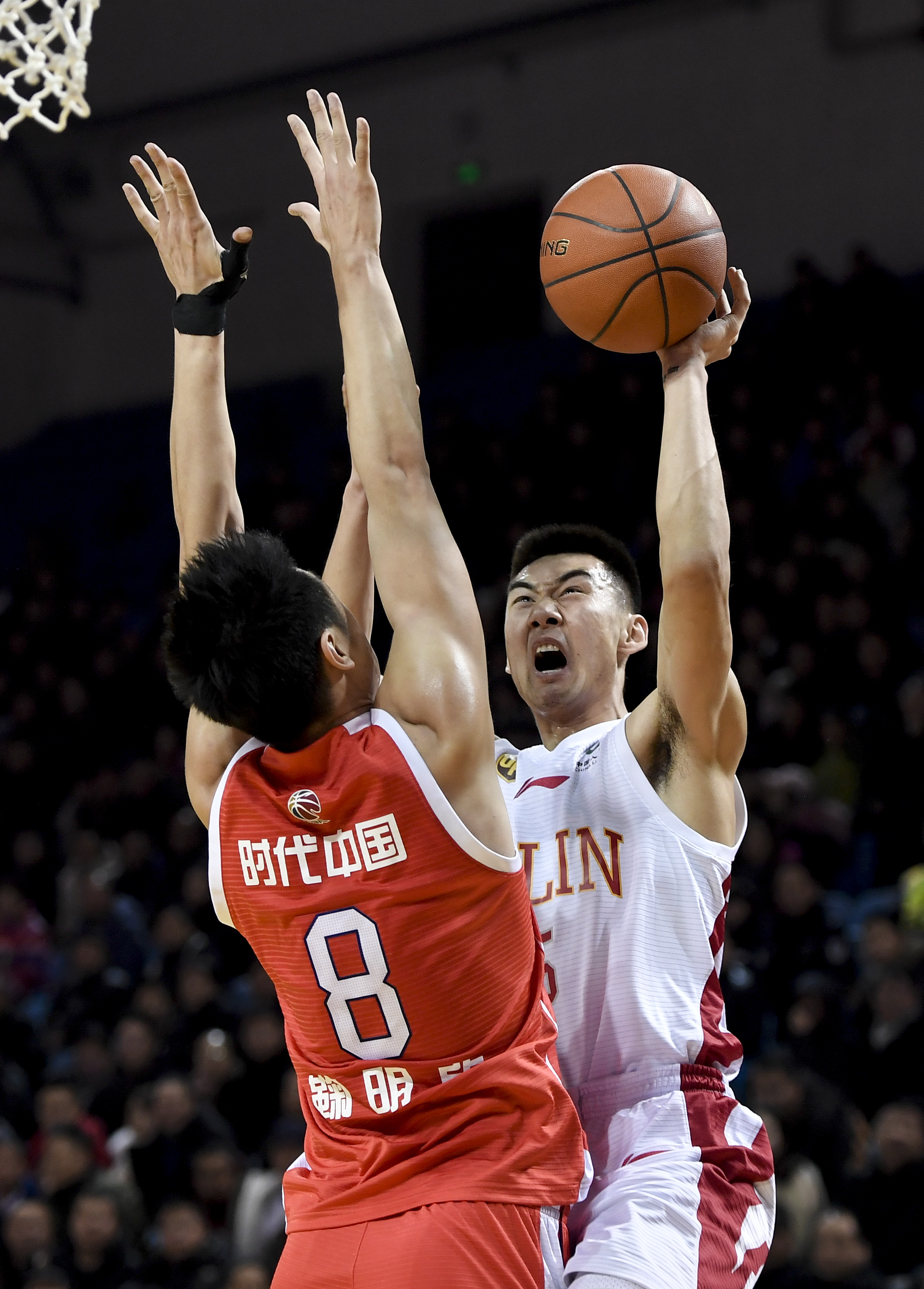 体育欧洲杯：斯坦丘世界波 罗马尼亚3-0乌克兰