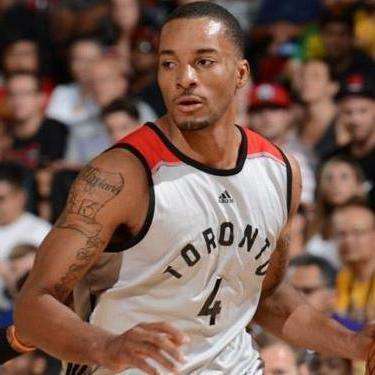 勇士队最新引援：恩比德买断加盟，辅佐库里形成强力组合