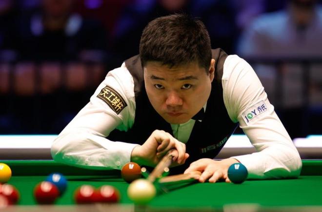 伦敦是通过 伦敦是通过