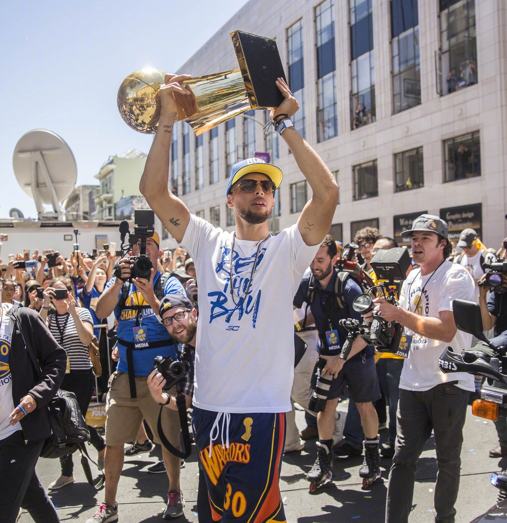 电讯报：对热刺来说签下帕利尼亚比引进吉布斯-怀特更重要