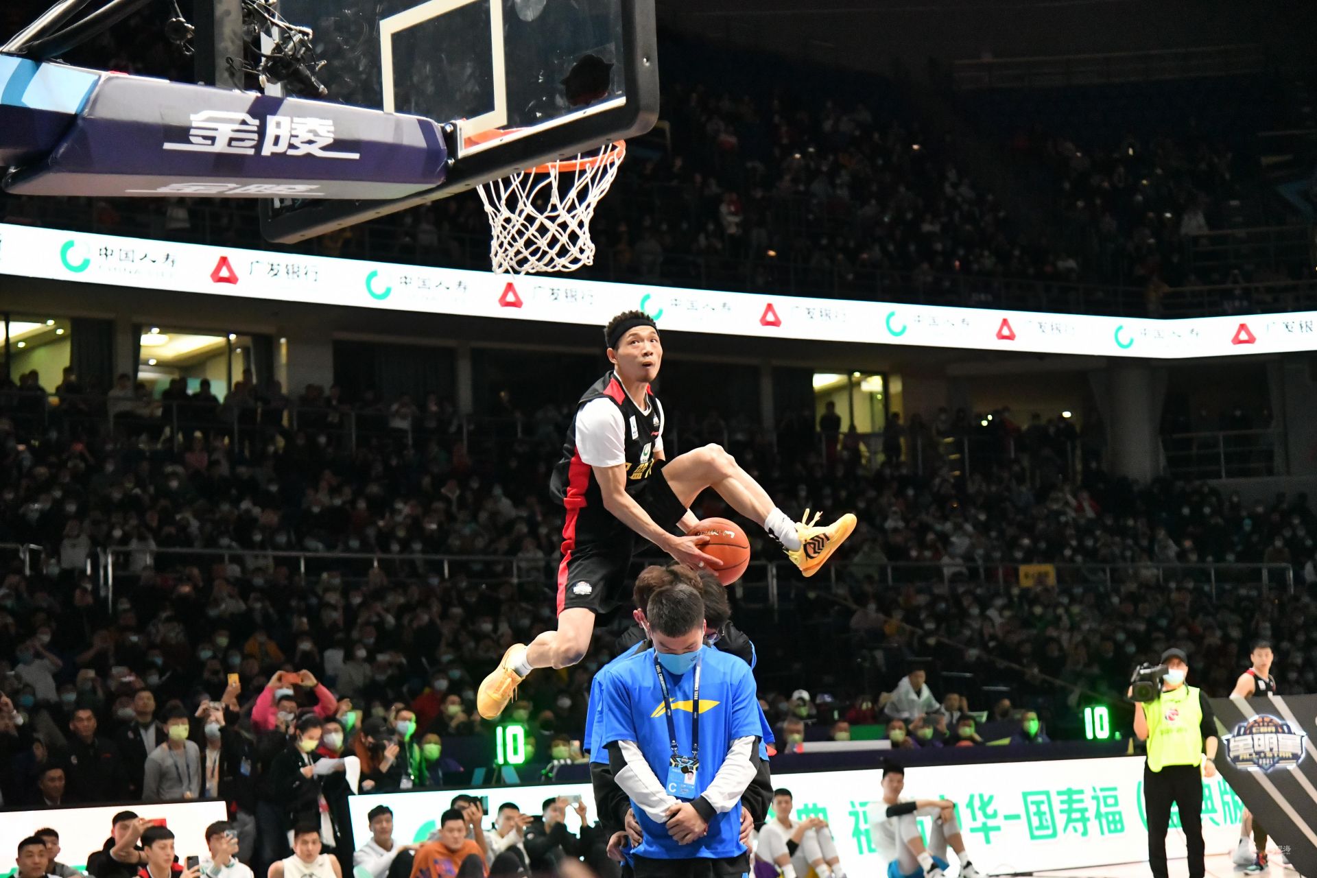 这是进攻效